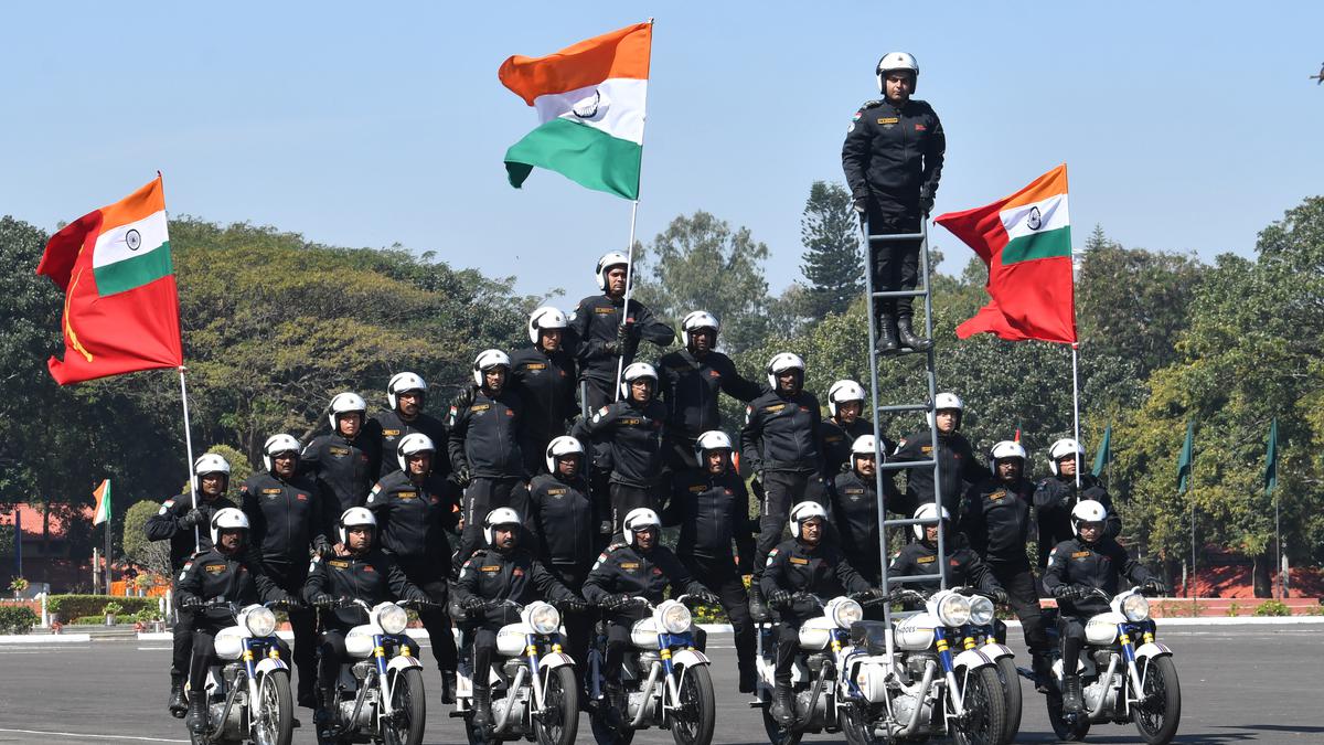 army-day-parade-2023-held-in-bengaluru-the-hindu